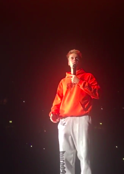 Justin Bieber Storms Off Stage in Manchester